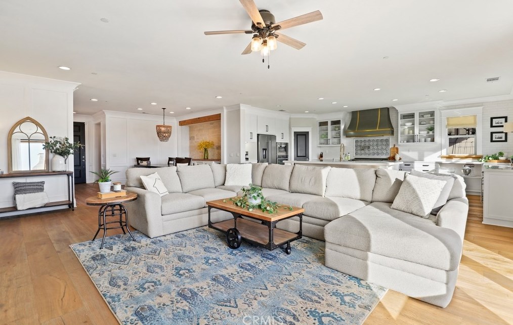 35543 Laurel Tree Ct, Winchester CA  92596-8103 exterior