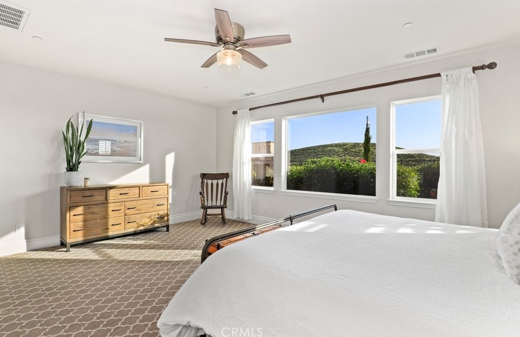 35543 Laurel Tree Ct, Winchester CA  92596-8103 exterior