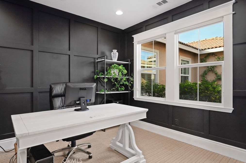 35543 Laurel Tree Ct, Winchester CA  92596-8103 exterior