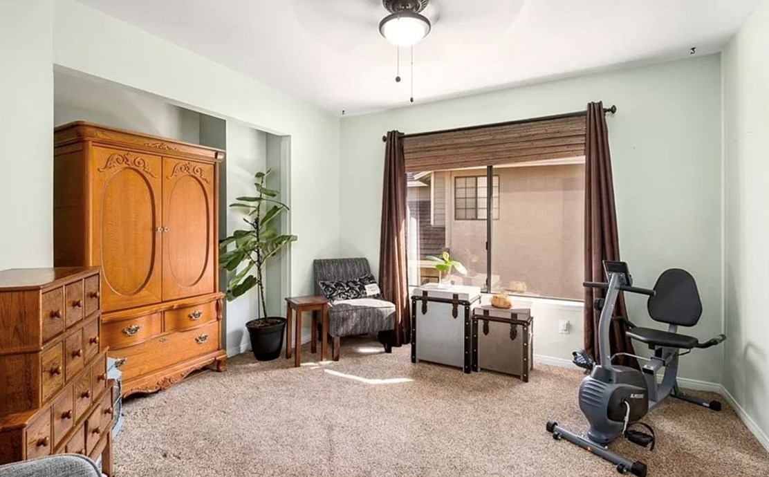 22458 Mountain View Rd, Moreno Valley CA  92557-2655 exterior