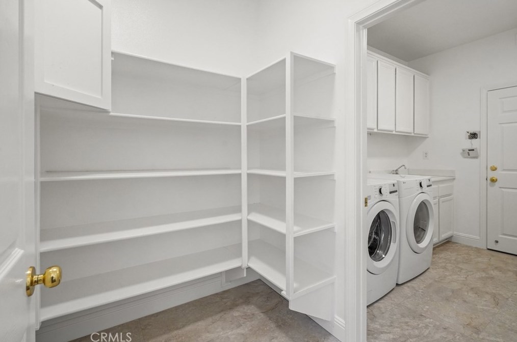 28 Rosenblum, Irvine CA  92602-2406 exterior