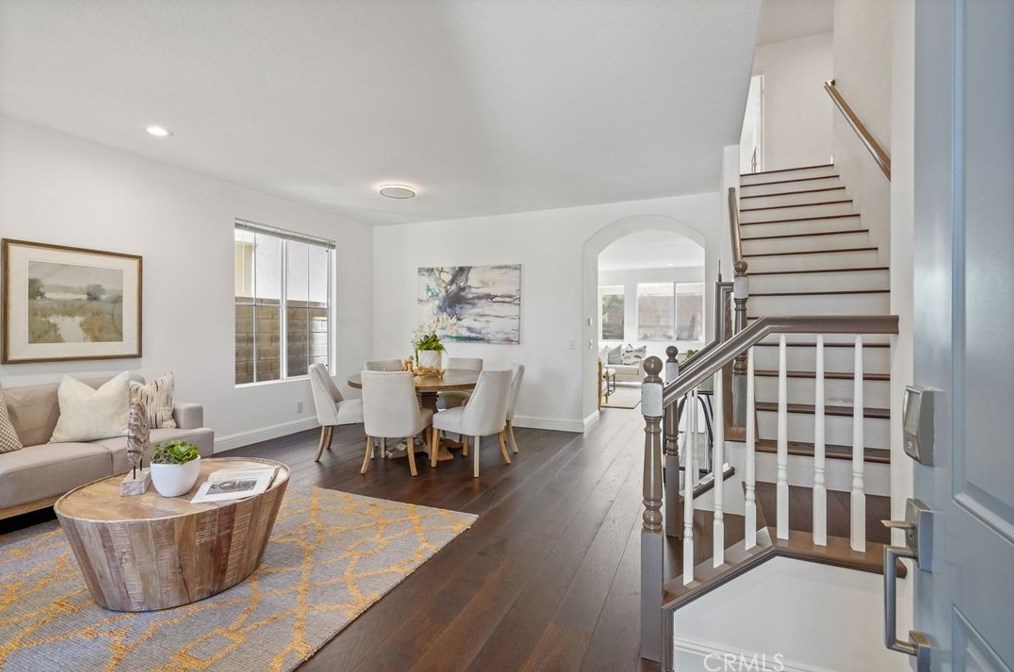 28 Rosenblum, Irvine CA  92602-2406 exterior