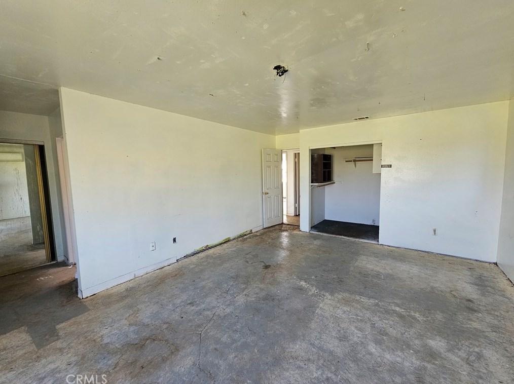 20185 Markham St, Perris CA  92570-7956 exterior