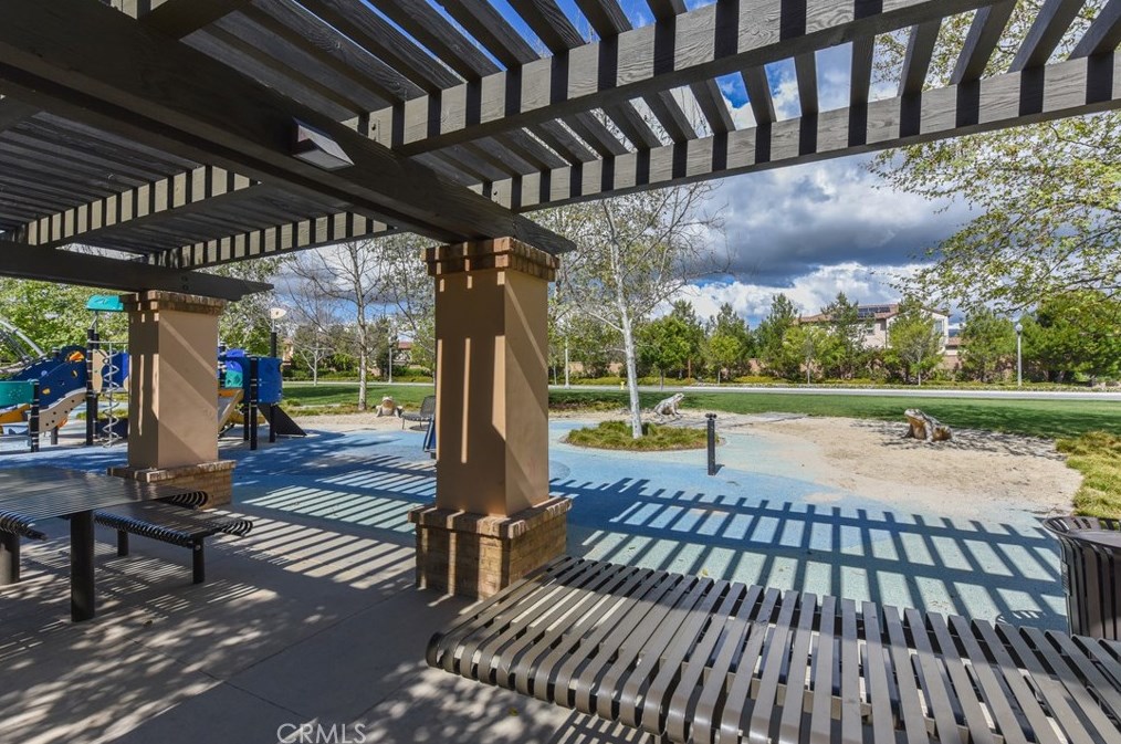 210 Overbrook, Irvine CA  92620-2169 exterior