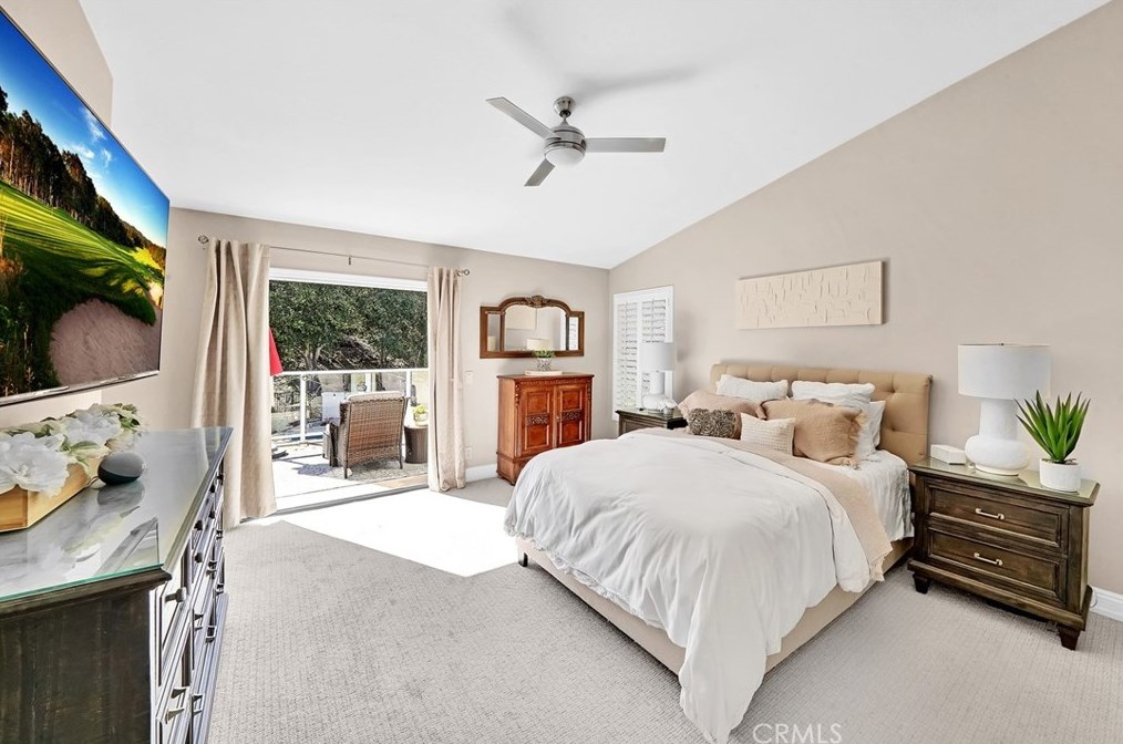 11 Sundown Dr, Trabuco Canyon CA  92679-5300 exterior