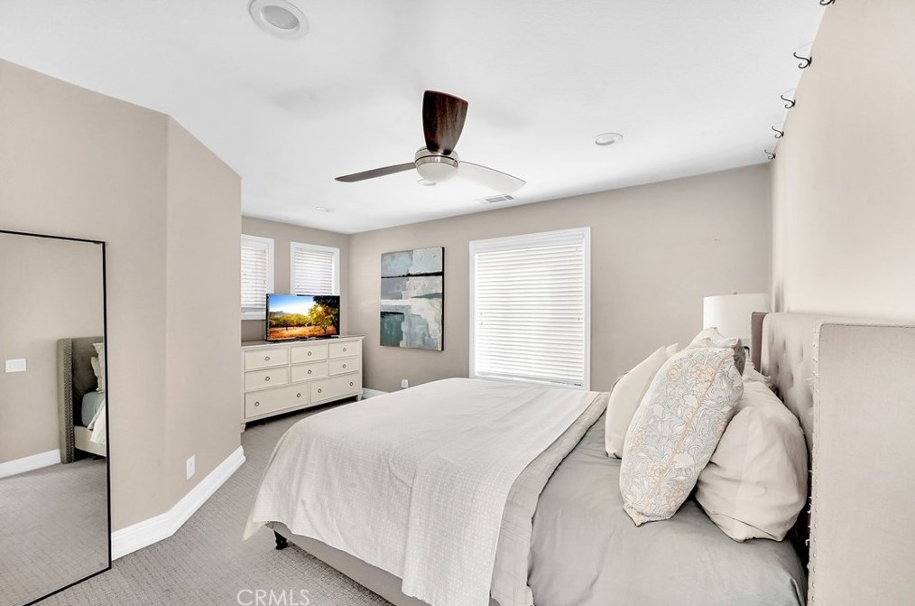 11 Sundown Dr, Trabuco Canyon CA  92679-5300 exterior