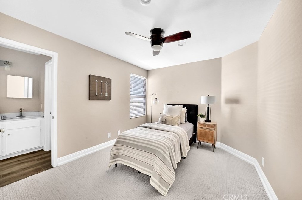 11 Sundown Dr, Trabuco Canyon CA  92679-5300 exterior