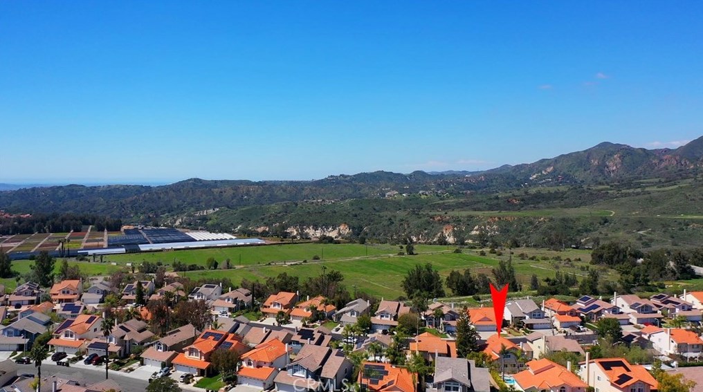 11 Sundown Dr, Trabuco Canyon CA  92679-5300 exterior