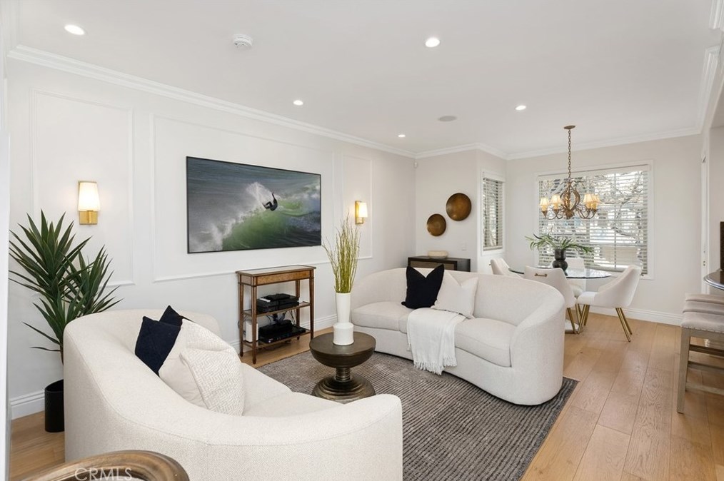 74 Chandon, Newport Beach CA  92657-1111 exterior