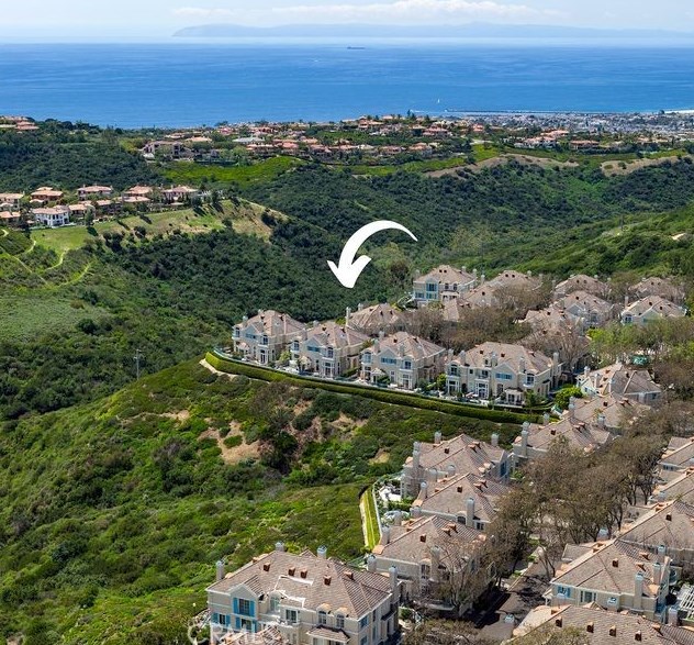 74 Chandon, Newport Beach CA  92657-1111 exterior