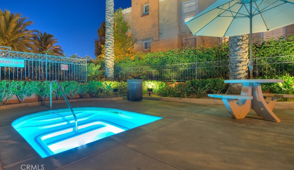 8027 Naples Ln, Anaheim CA  92808-2436 exterior