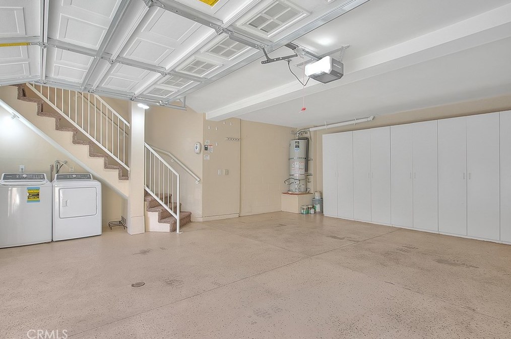 8027 Naples Ln, Anaheim CA  92808-2436 exterior