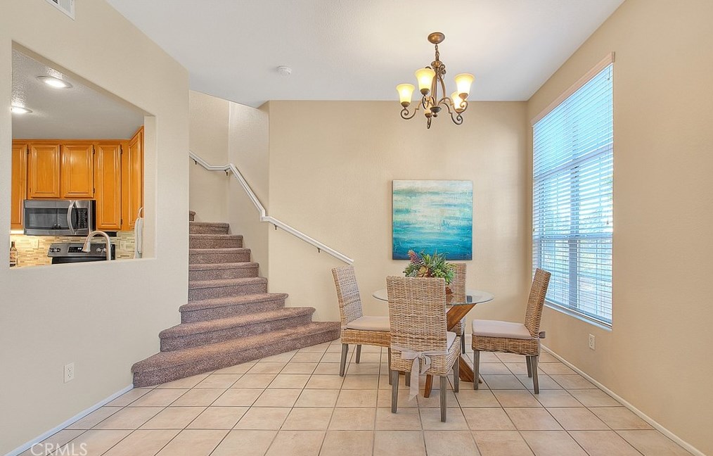 8027 Naples Ln, Anaheim CA  92808-2436 exterior