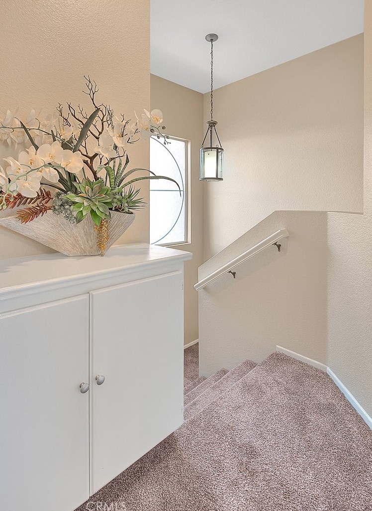 8027 Naples Ln, Anaheim CA  92808-2436 exterior