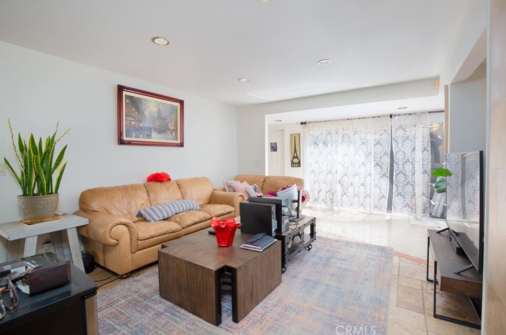 17660 San Rafael St, Santa Ana CA  92708-5229 exterior