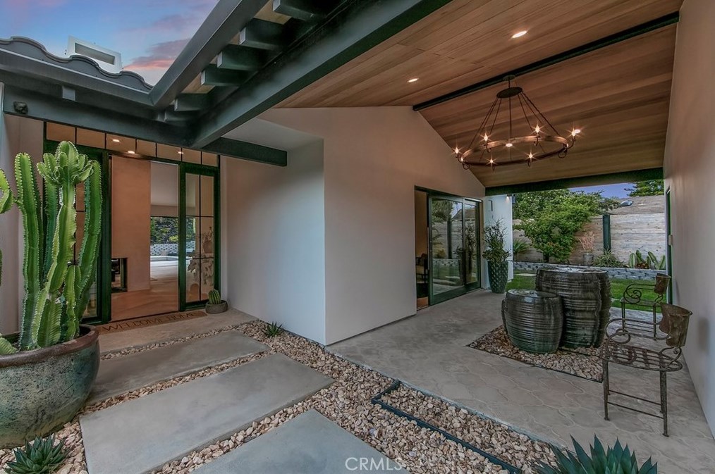 30511 Paseo Del Valle, Laguna Beach CA  92677-2314 exterior