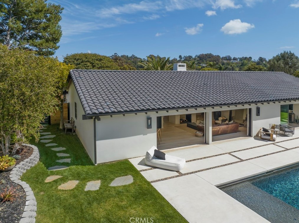 30511 Paseo Del Valle, Laguna Beach CA  92677-2314 exterior