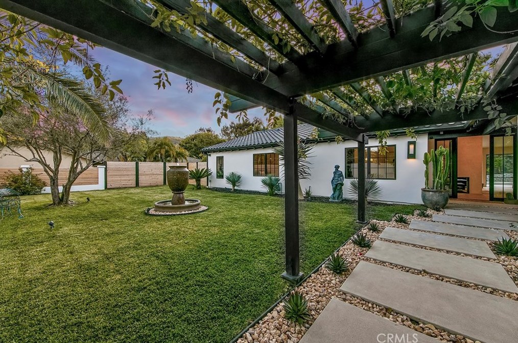 30511 Paseo Del Valle, Laguna Beach CA  92677-2314 exterior