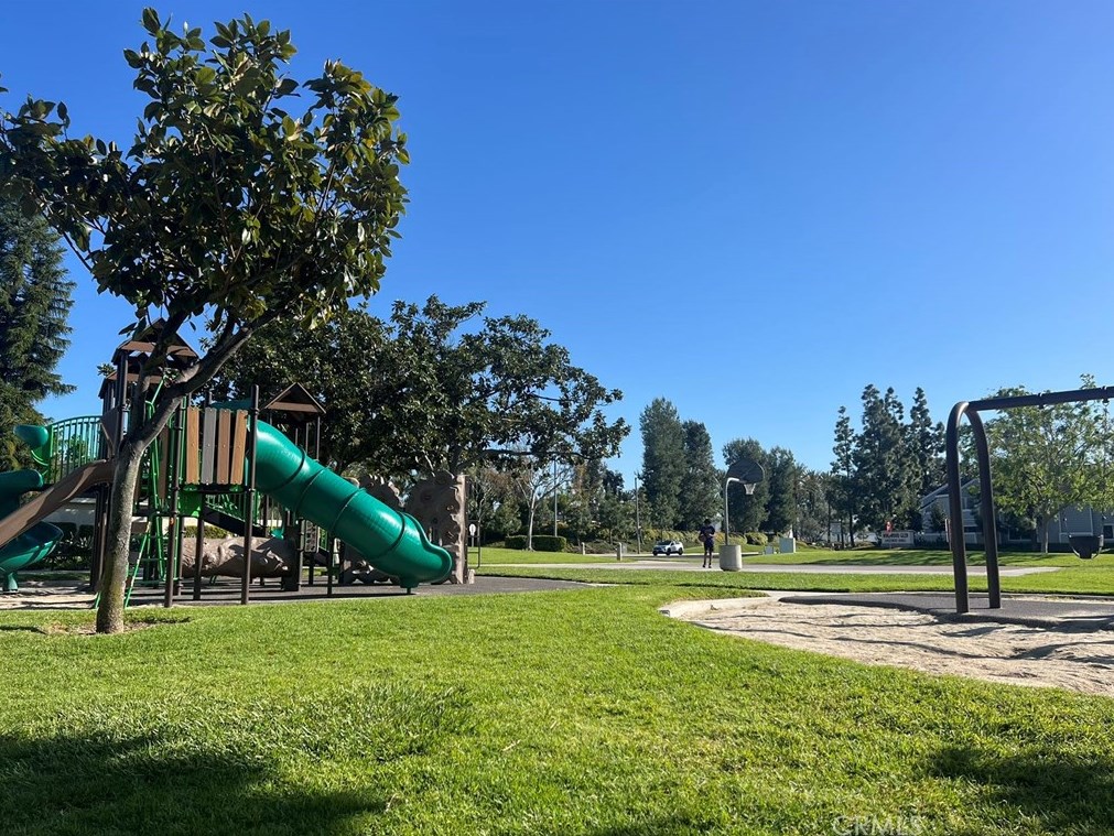 24 Capstone, Irvine CA  92606-7655 exterior