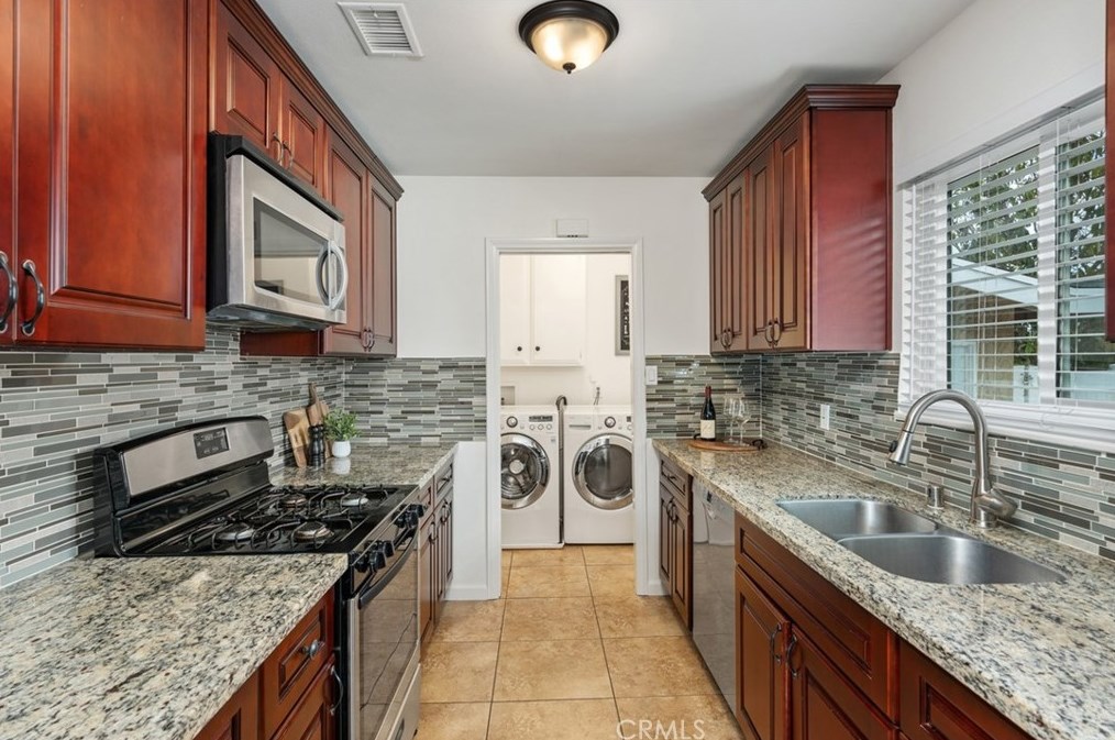 4500 Tiller Ave, Orange CA  92868-1449 exterior