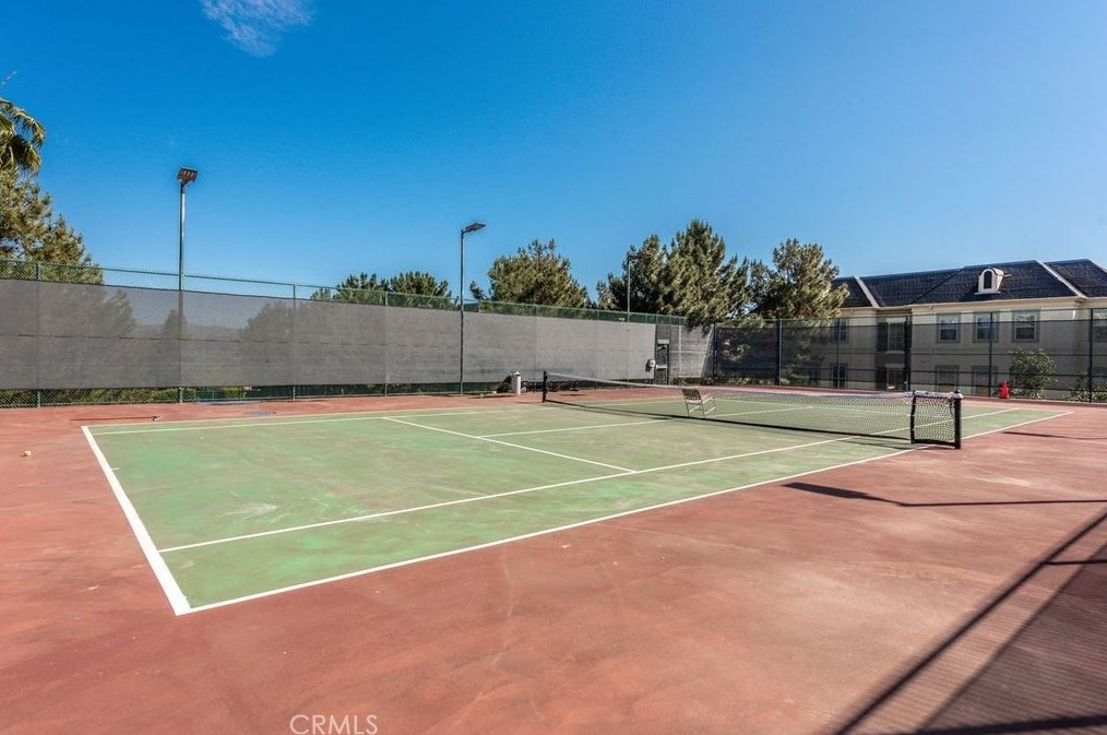 1352 Scholarship, Irvine CA  92612-5686 exterior