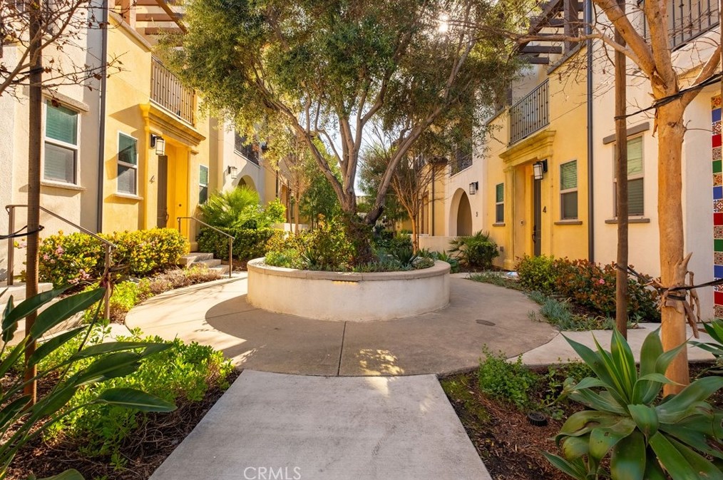 3850 Kent Ave, Santa Ana CA  92704-2114 exterior