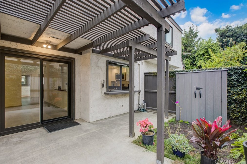 1707 Heritage Cir, Anaheim CA  92804-6553 exterior