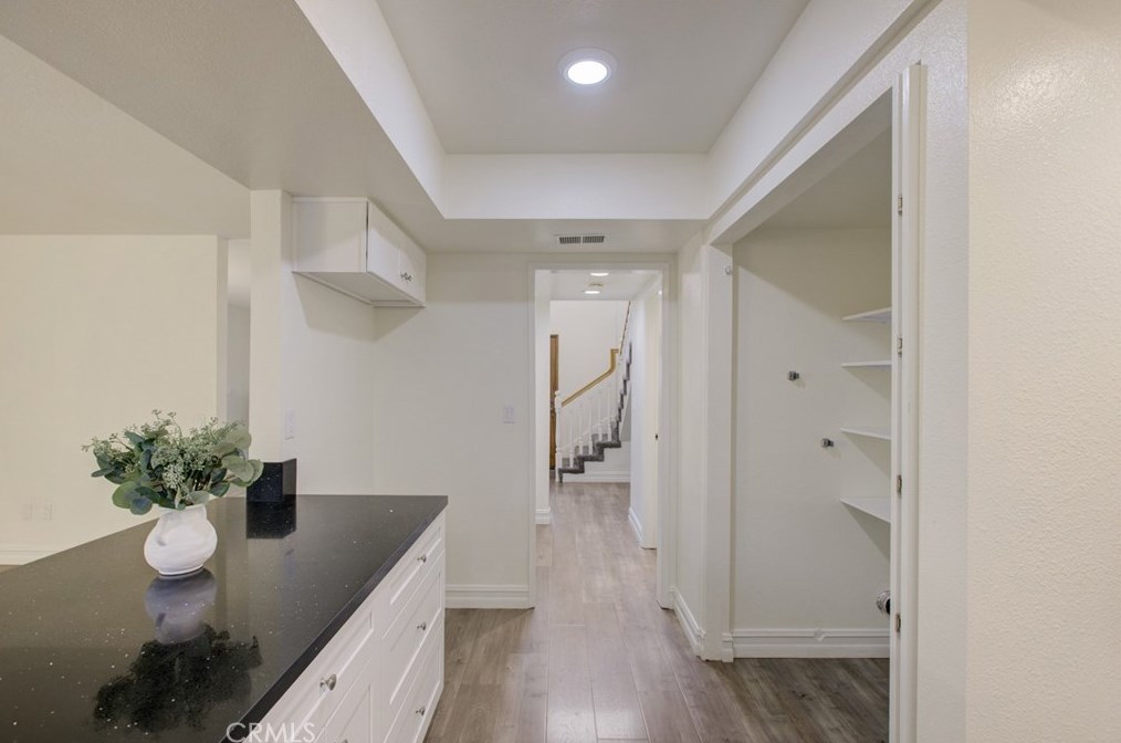 1707 Heritage Cir, Anaheim CA  92804-6553 exterior