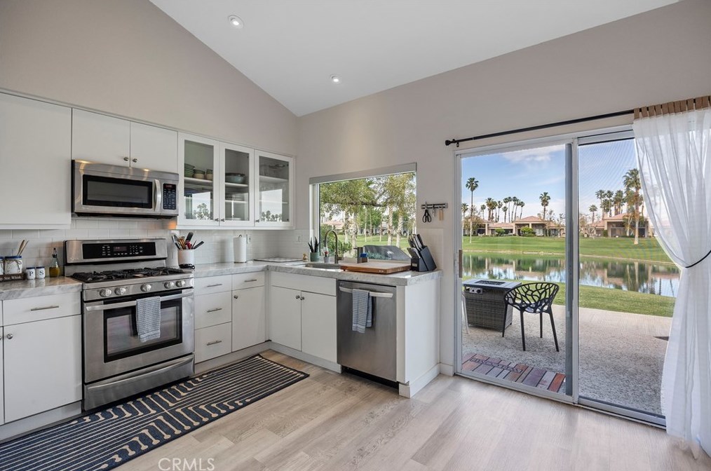 54480 Shoal Crk, La Quinta CA  92253-4767 exterior