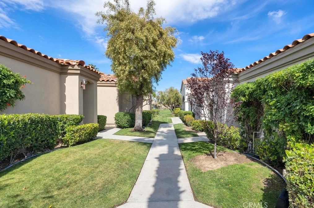 54480 Shoal Crk, La Quinta CA  92253-4767 exterior