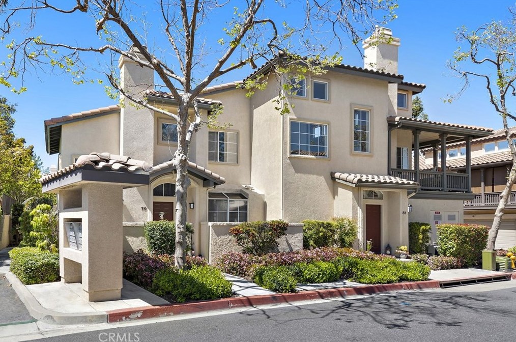 77 Tierra Montanosa, Trabuco Canyon CA  92688-3365 exterior