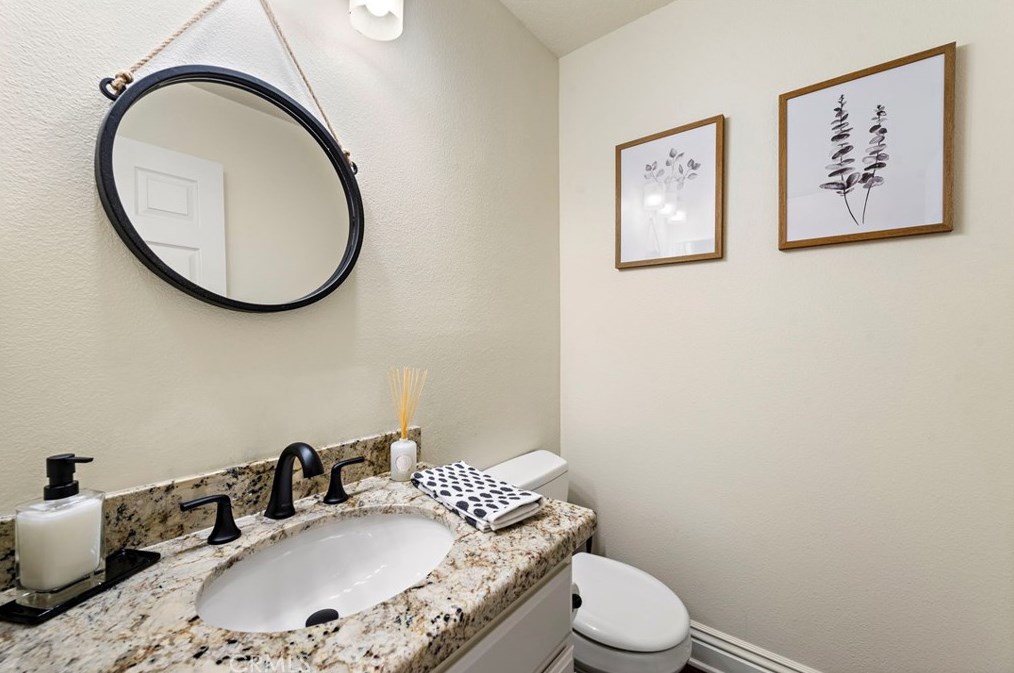 77 Tierra Montanosa, Trabuco Canyon CA  92688-3365 exterior