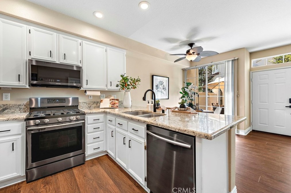 77 Tierra Montanosa, Trabuco Canyon CA  92688-3365 exterior