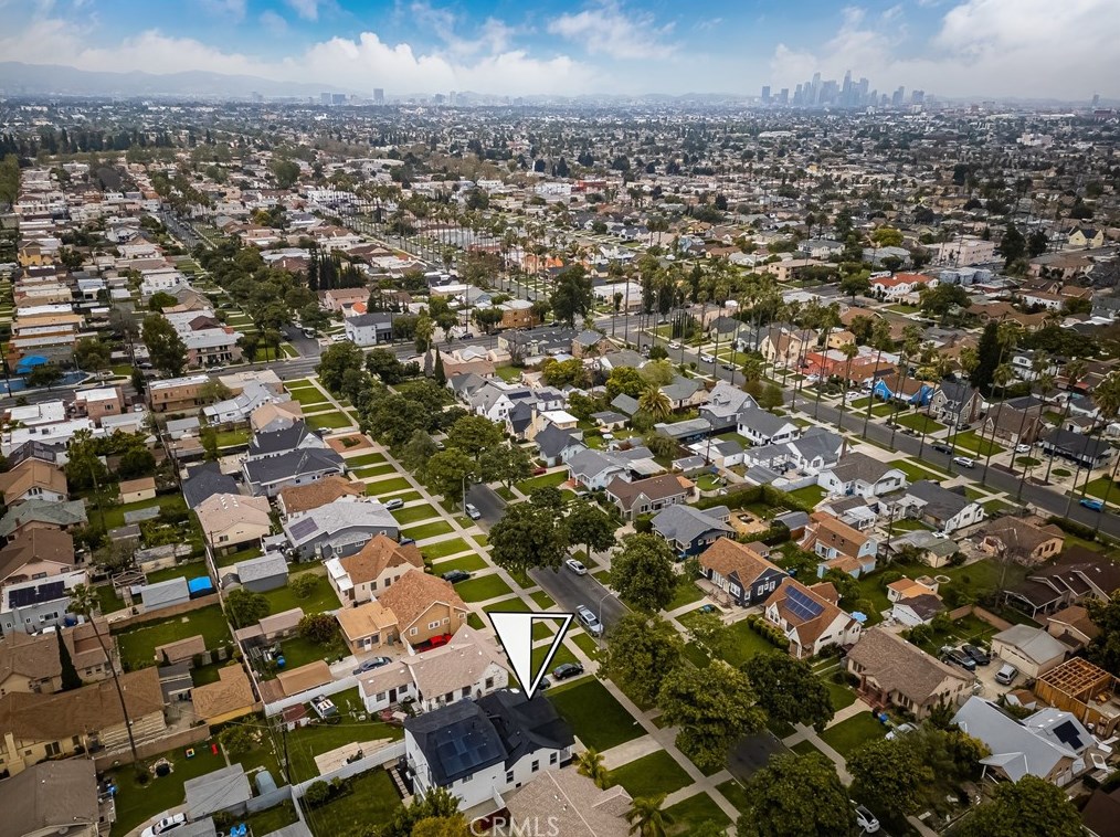 4915 7th Ave, Los Angeles CA  90043-4839 exterior