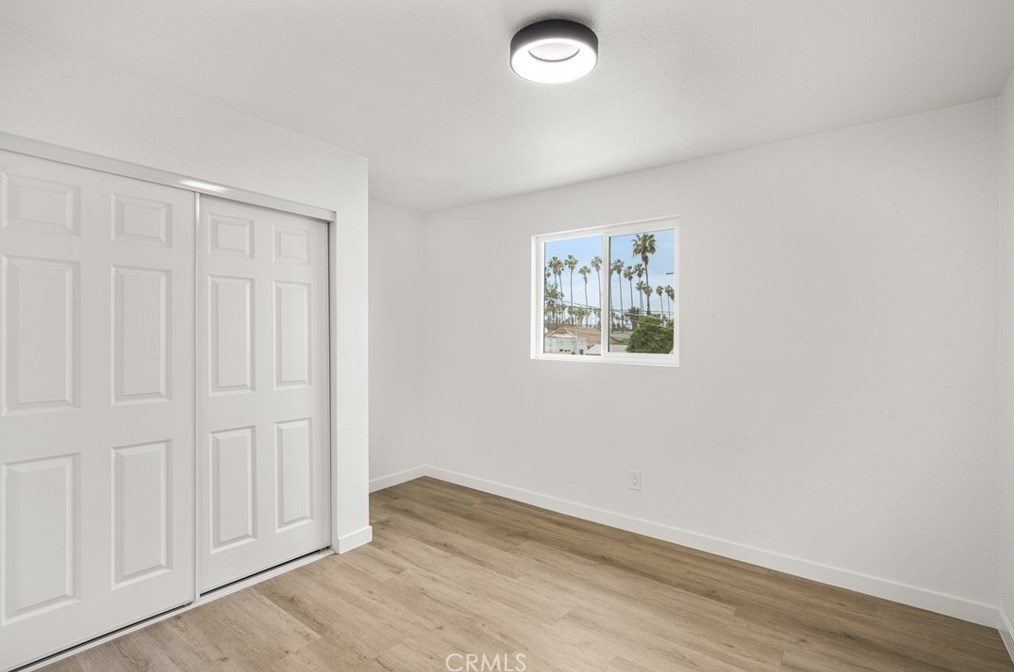 4915 7th Ave, Los Angeles CA  90043-4839 exterior