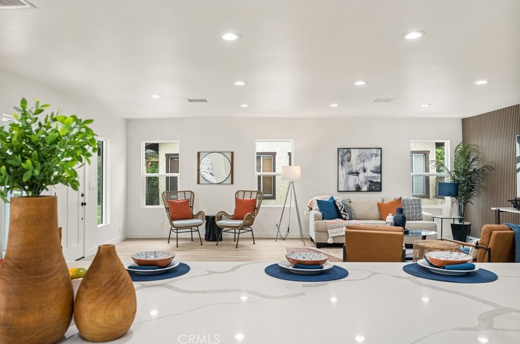 4915 7th Ave, Los Angeles CA  90043-4839 exterior