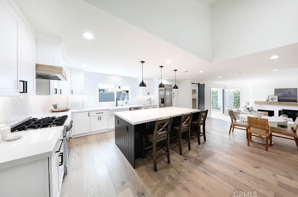 9 Daybreak, Irvine CA  92614-5403 exterior