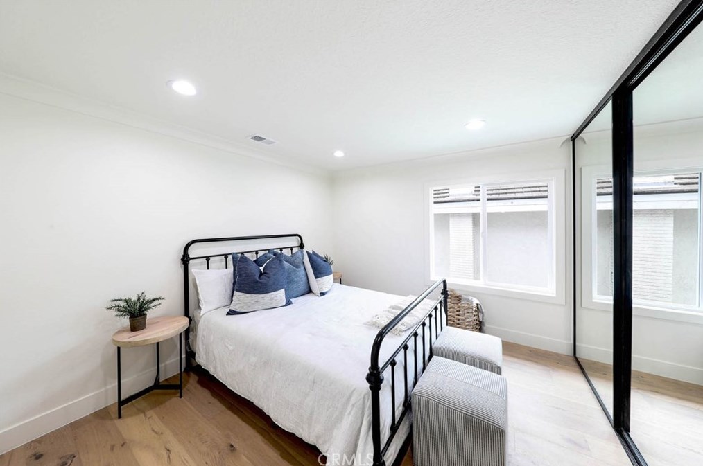 9 Daybreak, Irvine CA  92614-5403 exterior