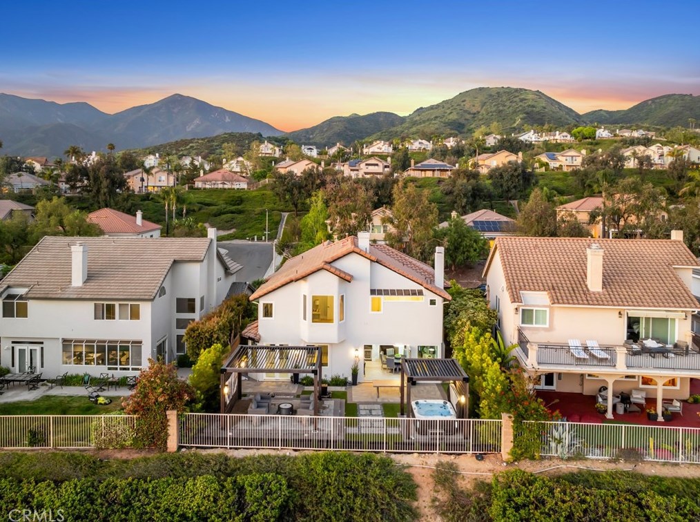 32732 Coppercrest Dr, Trabuco Canyon CA  92679-3373 exterior