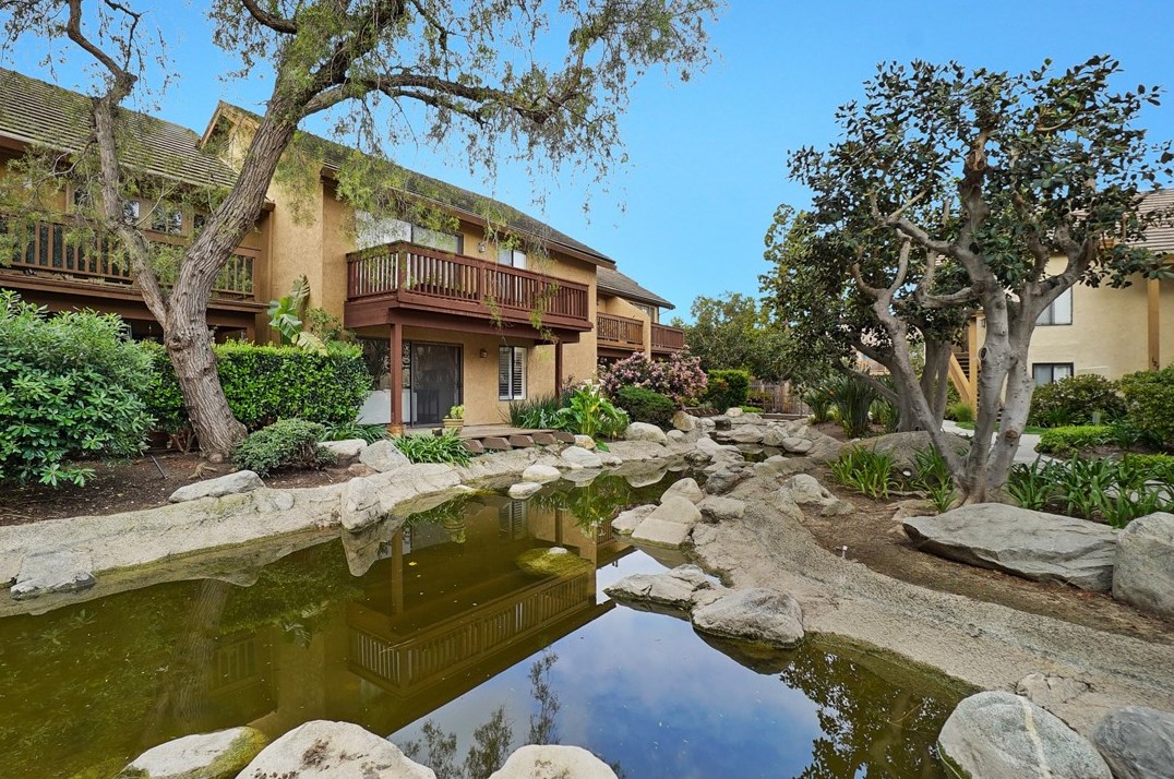 44 Tangelo, Irvine CA  92618-4460 exterior