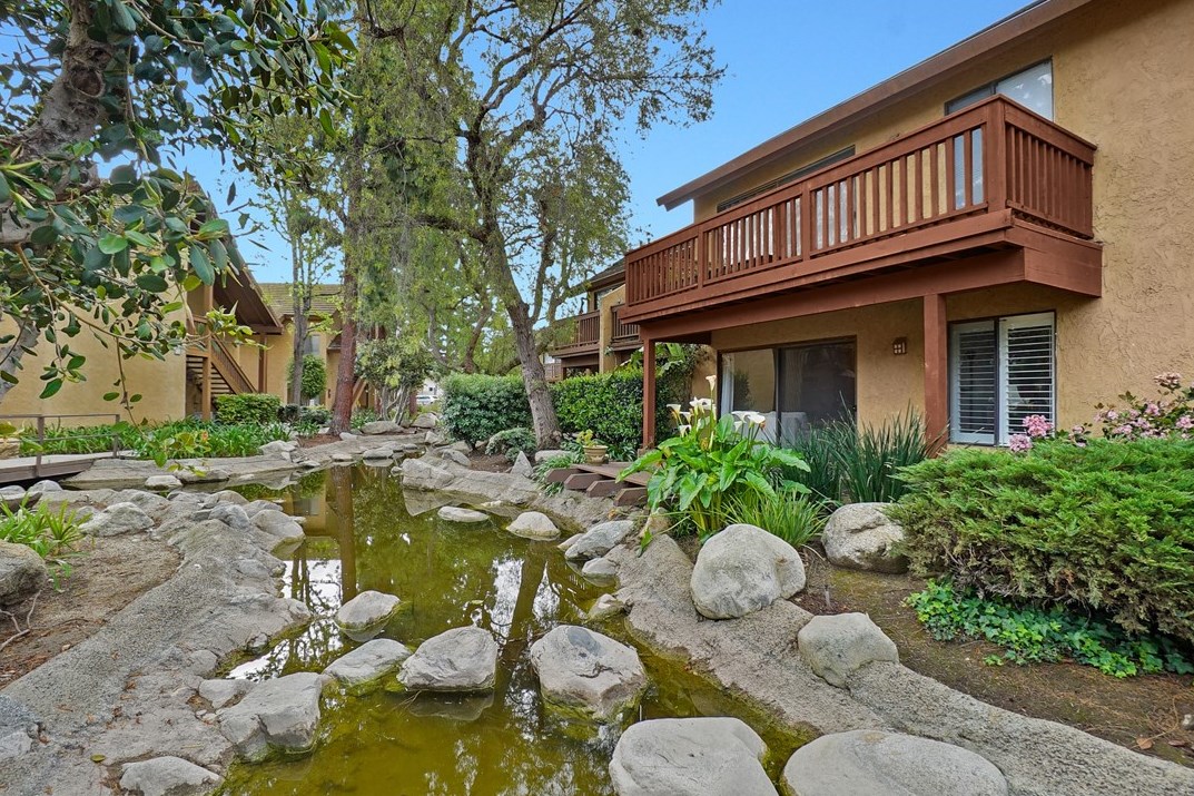 44 Tangelo, Irvine CA  92618-4460 exterior