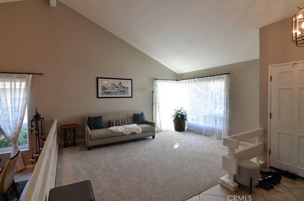 11 Earlymorn, Irvine CA  92614-5429 exterior