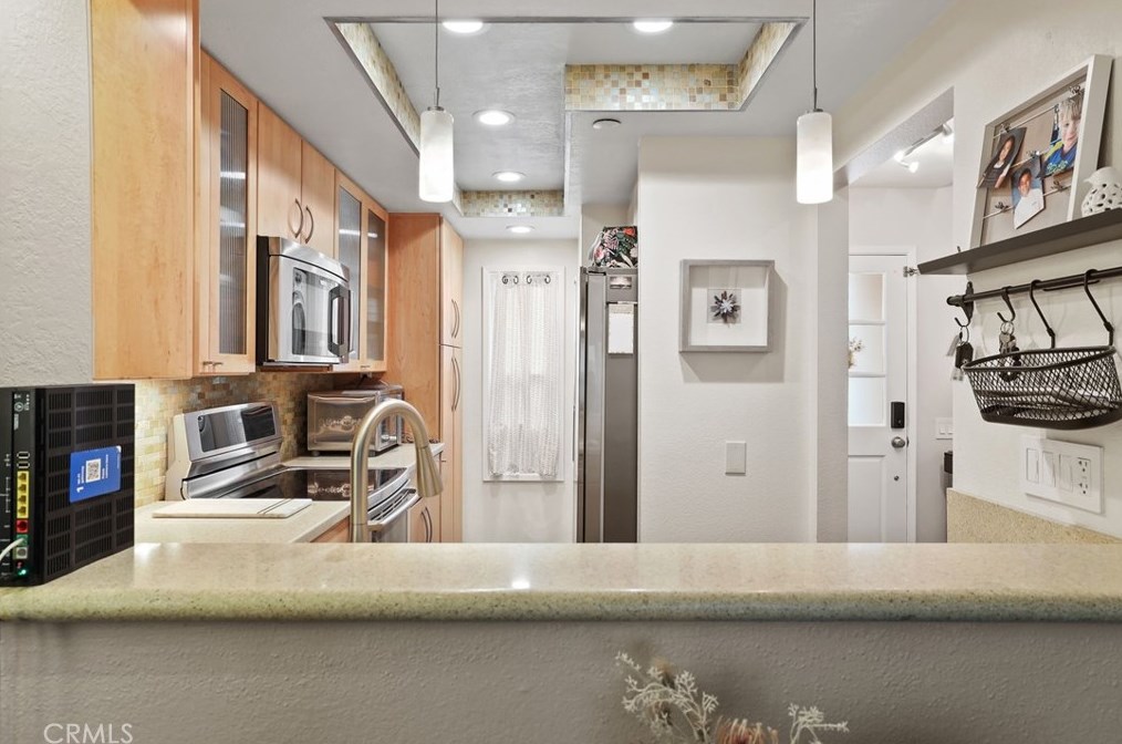 83 Abbeywood Ln, Laguna Beach CA  92656-2907 exterior