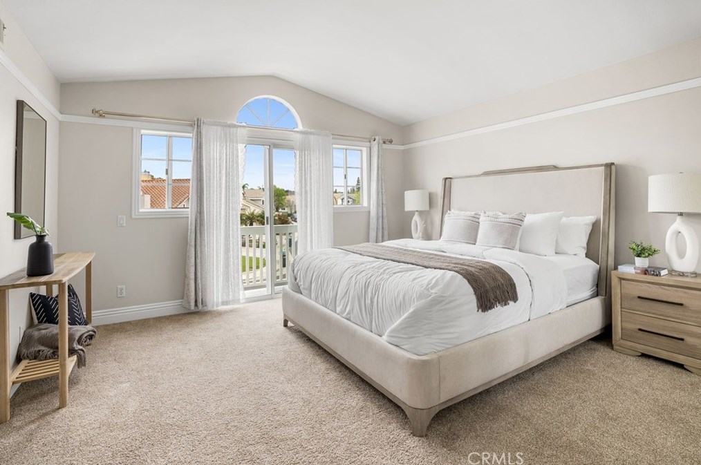 10 Pacific Grove Dr, Laguna Beach CA  92656-4216 exterior