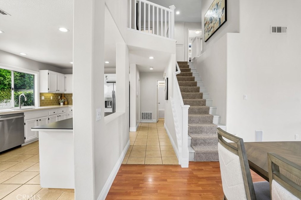 10 Pacific Grove Dr, Laguna Beach CA  92656-4216 exterior