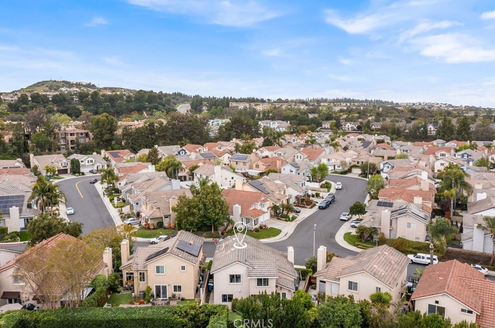 10 Pacific Grove Dr, Laguna Beach CA  92656-4216 exterior