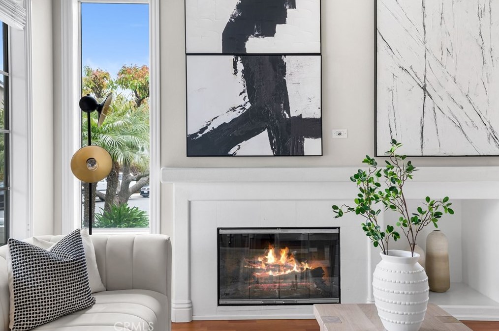 10 Pacific Grove Dr, Laguna Beach CA  92656-4216 exterior