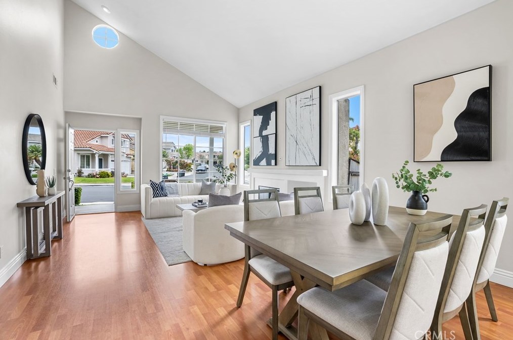 10 Pacific Grove Dr, Laguna Beach CA  92656-4216 exterior