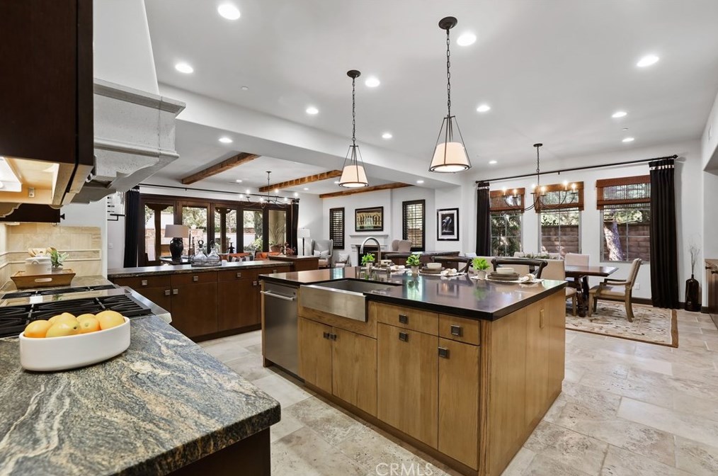 32 Lowland, Irvine CA  92602-0837 exterior
