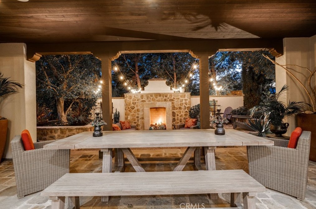 32 Lowland, Irvine CA  92602-0837 exterior
